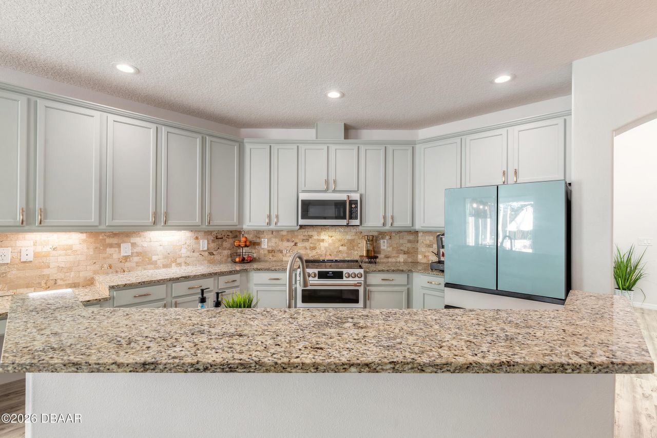 1215 Cap Diville Avenue, Port Orange, FL 32129 Photo