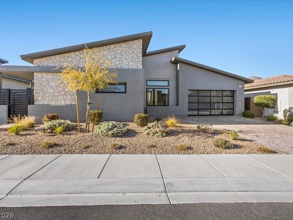 413 Highview Ridge Avenue, Las Vegas, NV 89138