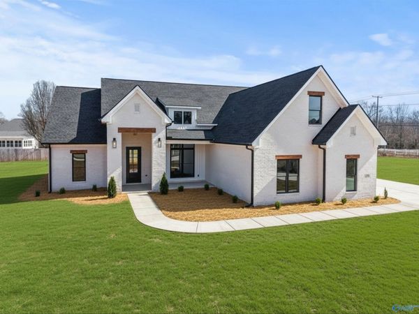 122 Eden Lane, Huntsville, AL 35811