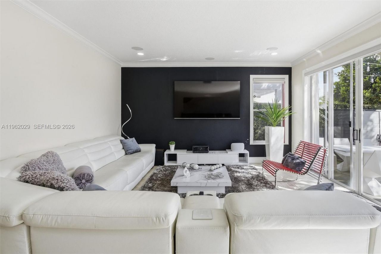 16460 SW 30th Street , Miramar, FL 33027 Photo