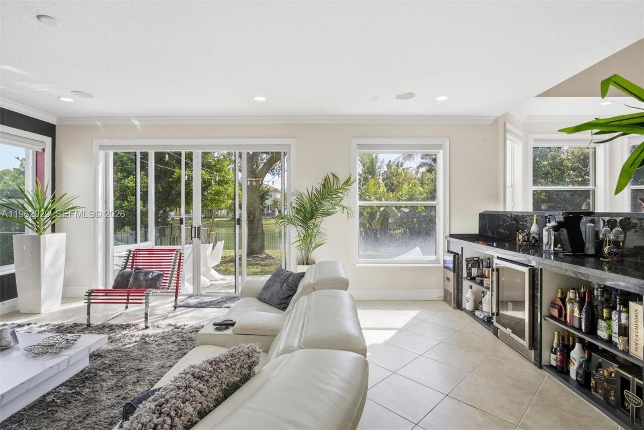 16460 SW 30th Street , Miramar, FL 33027 Photo