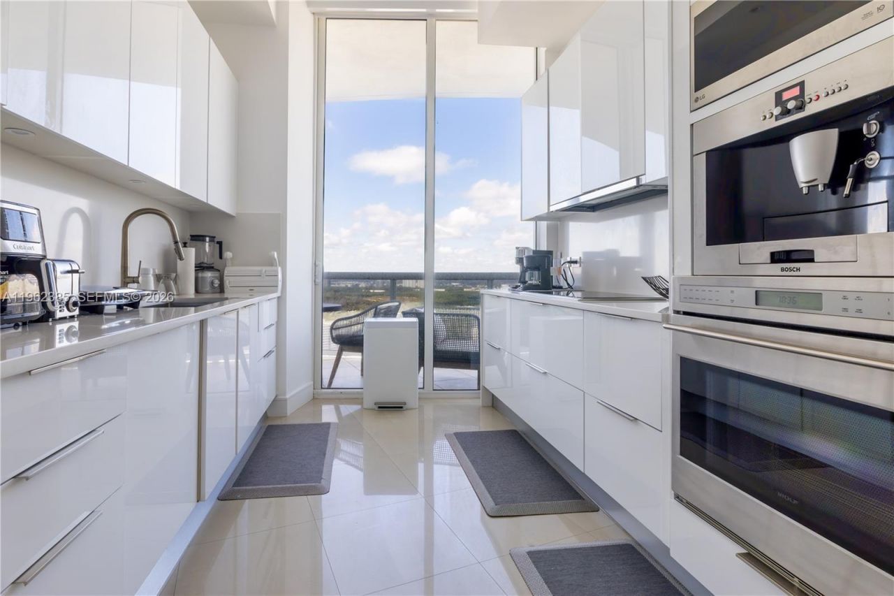 16001 Collins Ave , Unit 3605, Sunny Isles Beach, FL 33160 Photo