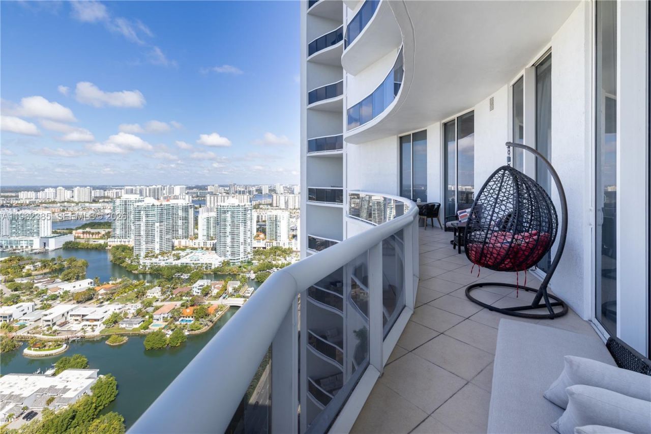 16001 Collins Ave , Unit 3605, Sunny Isles Beach, FL 33160 Photo