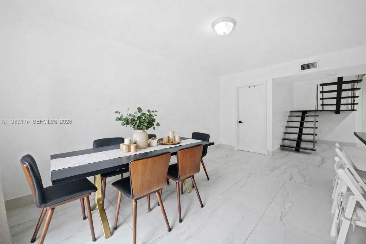 5239 SW 153rd Ave, Miami, FL 33185 Photo