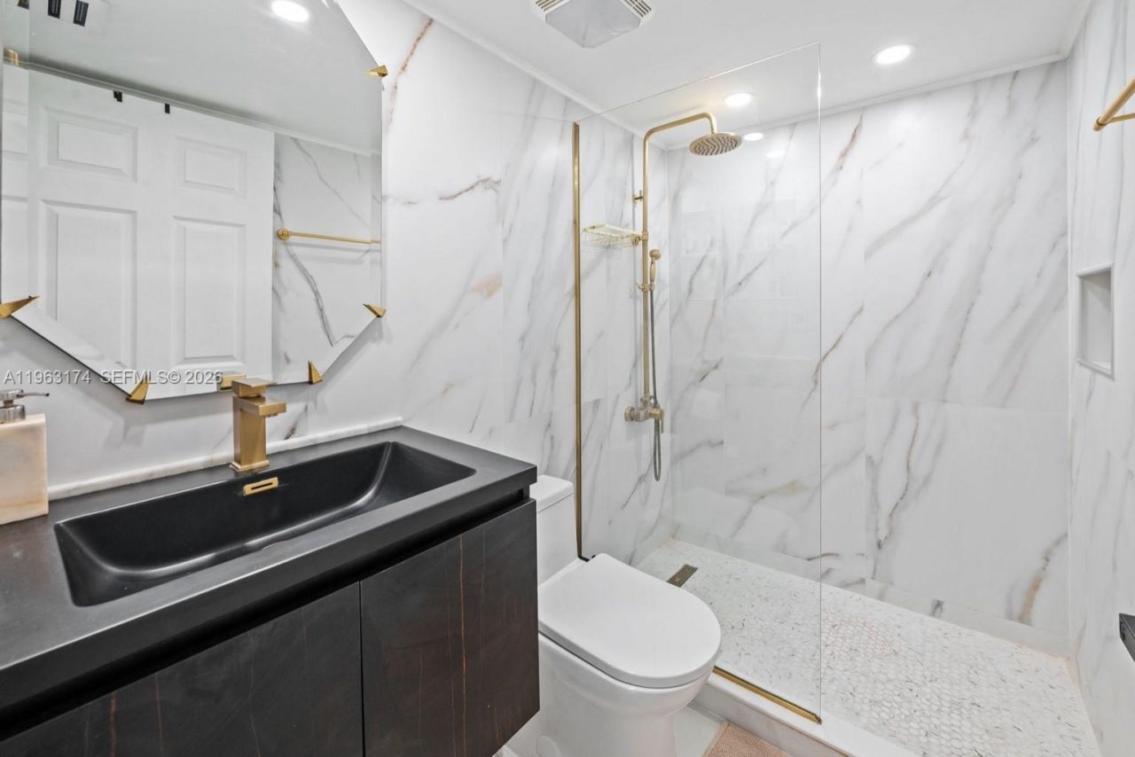 5239 SW 153rd Ave, Miami, FL 33185 Photo