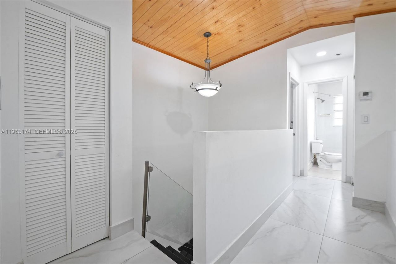 5239 SW 153rd Ave, Miami, FL 33185 Photo