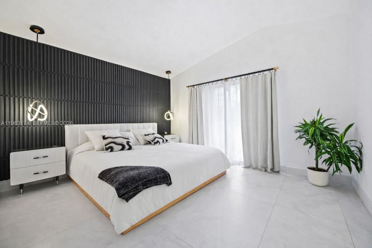 5239 SW 153rd Ave, Miami, FL 33185 Photo