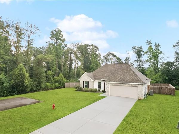 20700 STONE HOUSE Road, Hammond, LA 70401