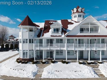 9996 Tashmoo Lane, Clay Twp, MI 48001