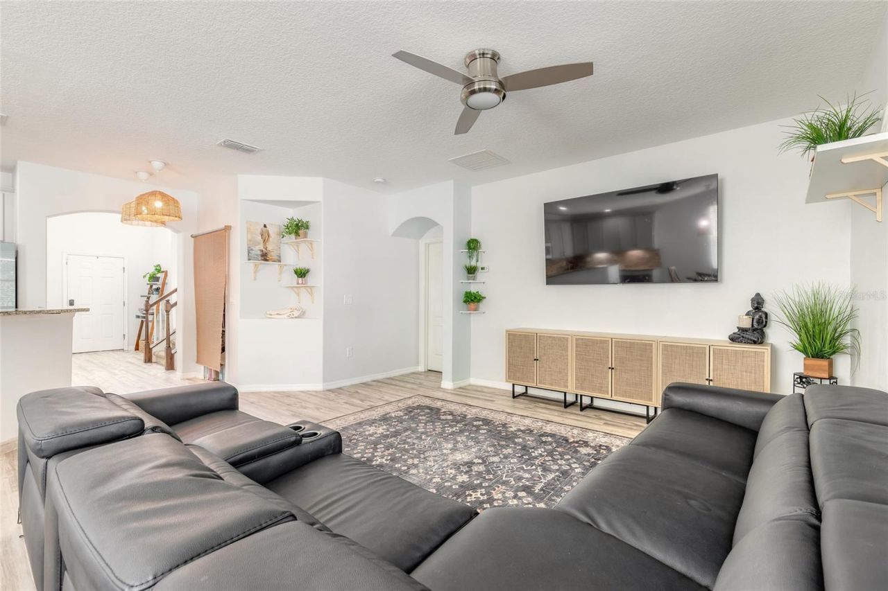 1215 Cap Diville Avenue, Port Orange, FL 32129 Photo