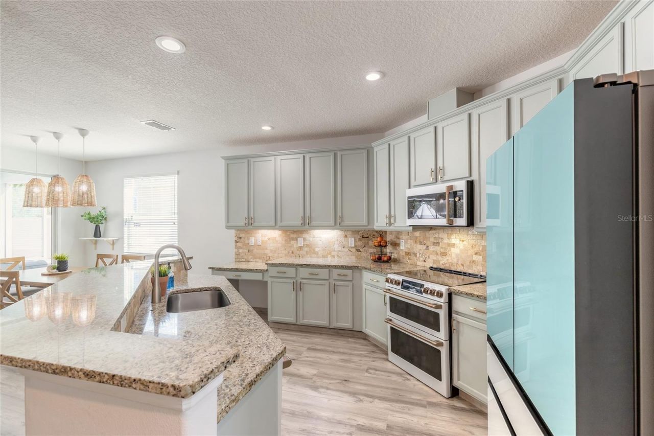 1215 Cap Diville Avenue, Port Orange, FL 32129 Photo