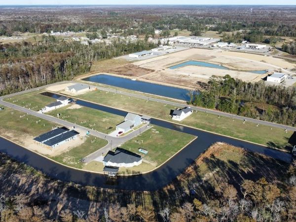 12799 N St Croix Ct, Maurepas, LA 70449