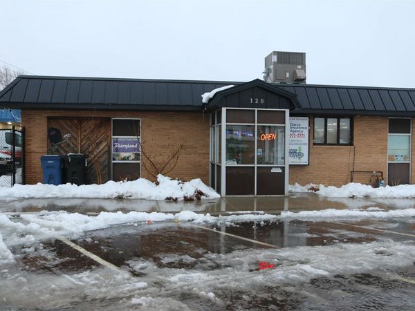 120 S Indiana Ave, Unit A&B, Sioux Falls, SD 57104