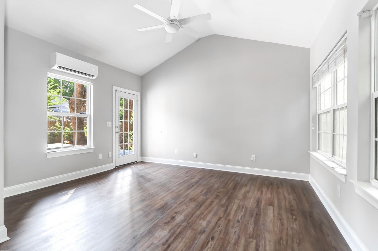 509 Cecilia Cove Drive Photo 11