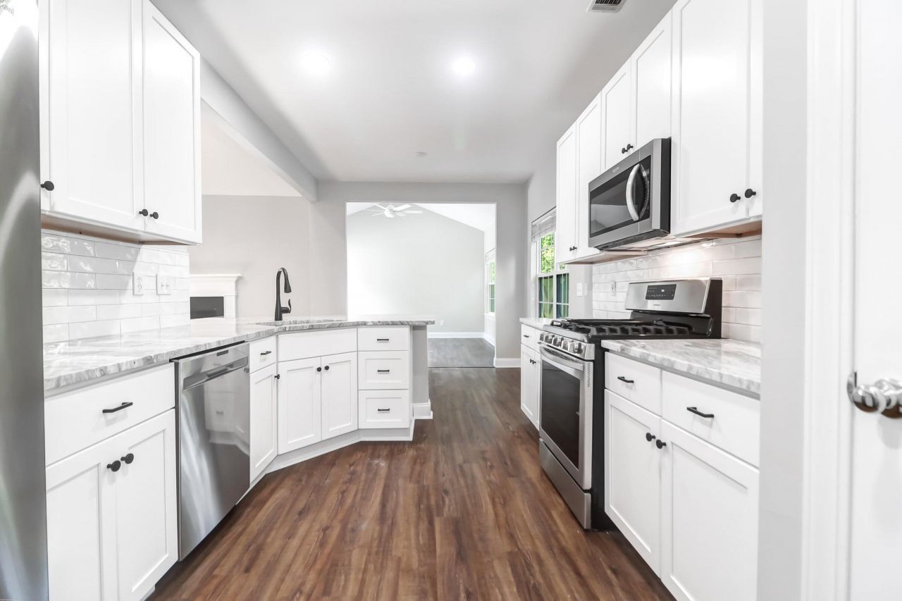 509 Cecilia Cove Drive Photo 7