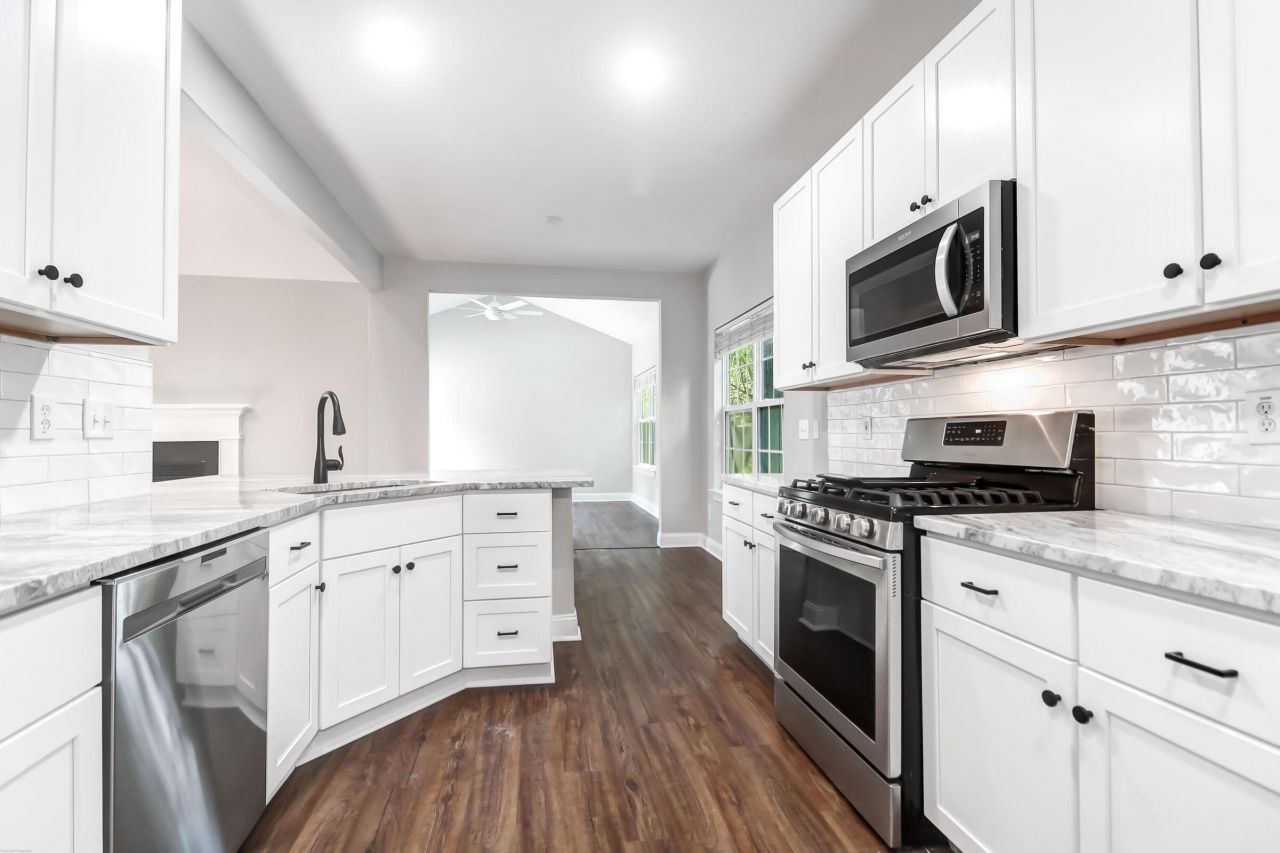 509 Cecilia Cove Drive Photo 8