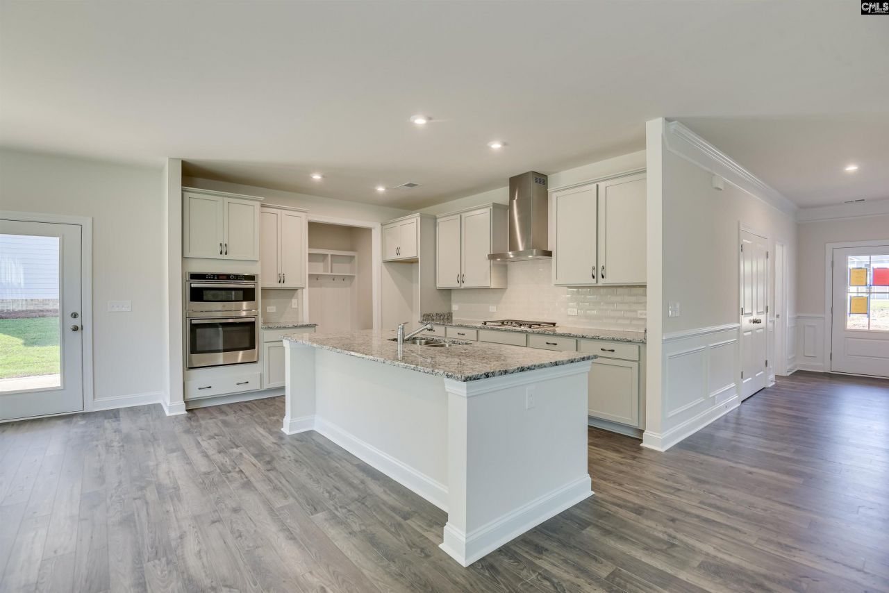 480 Hacienda Court Photo 10