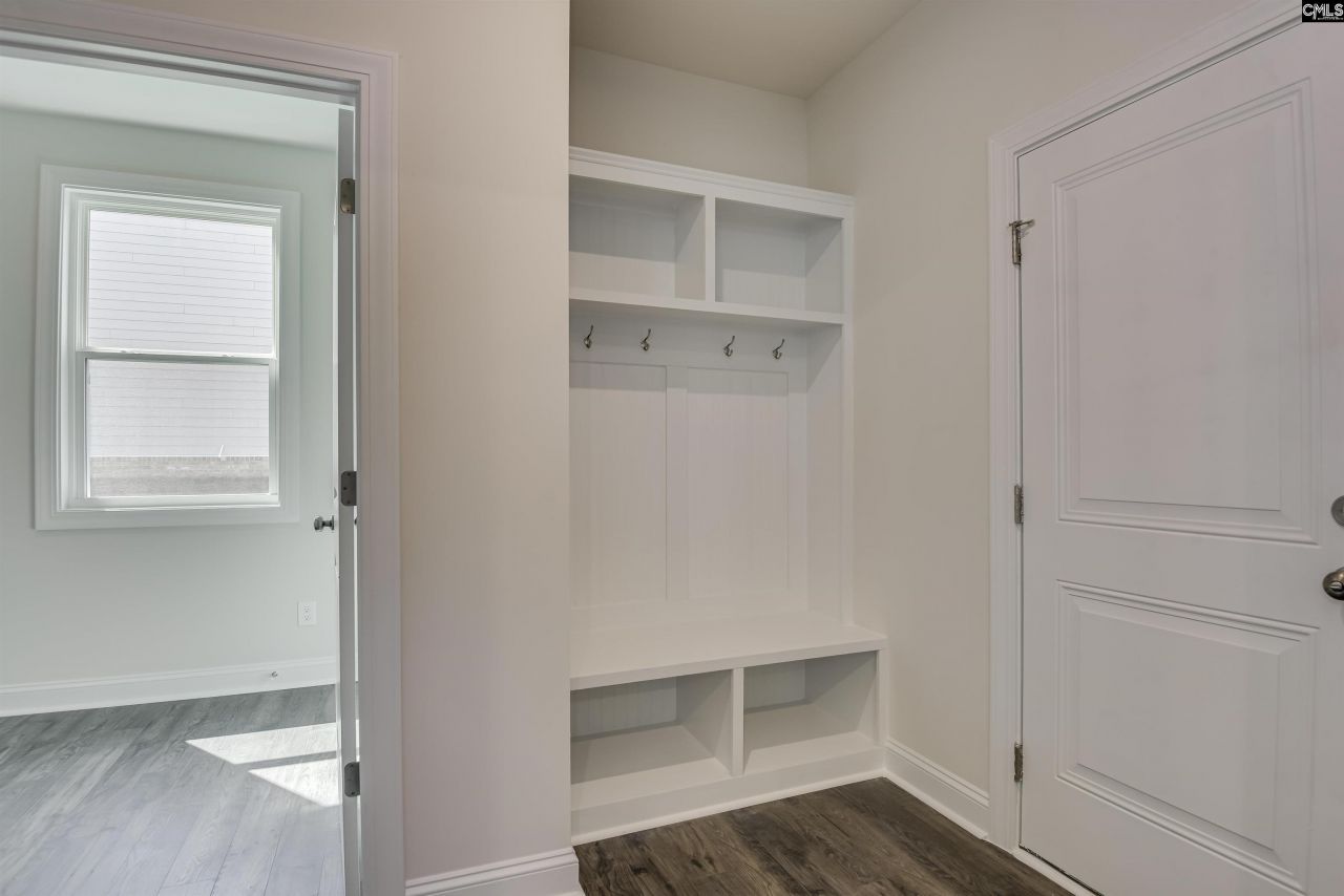 480 Hacienda Court Photo 12