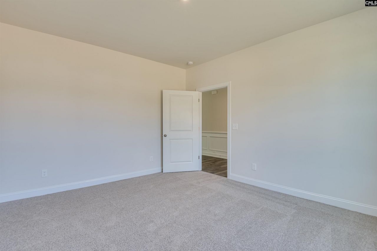 480 Hacienda Court Photo 14