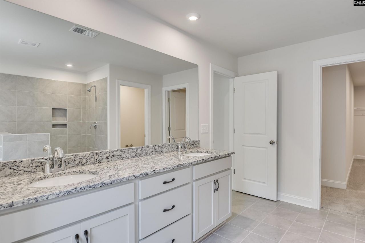 480 Hacienda Court Photo 19