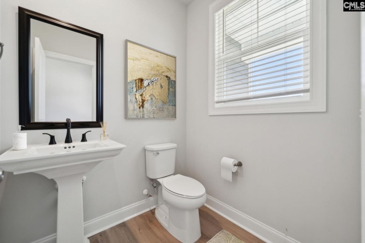 480 Hacienda Court Photo 25