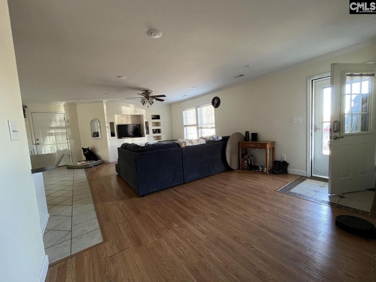 471 Autry Street Photo 17