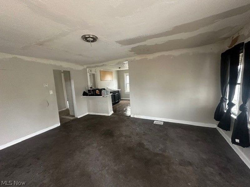 4678 E 147th Street, Cleveland, OH 44128 Photo 4