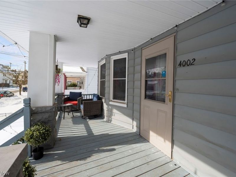 4002 Carlyle Avenue, Cleveland, OH 44109 Photo 3