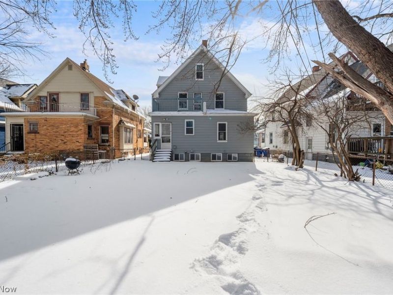 4002 Carlyle Avenue, Cleveland, OH 44109 Photo 35