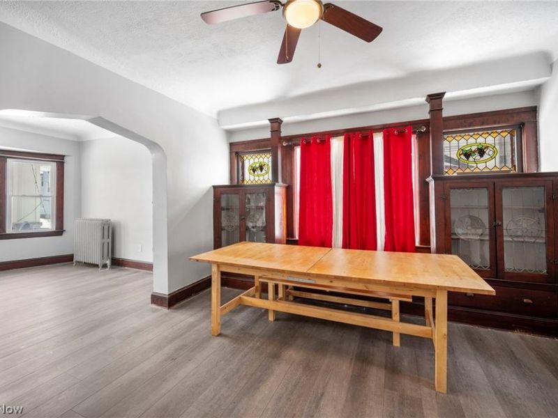 4002 Carlyle Avenue, Cleveland, OH 44109 Photo 9