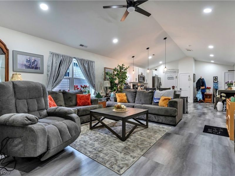 1009 Sycamore Lane, Millersburg, OH 44654 Photo 11