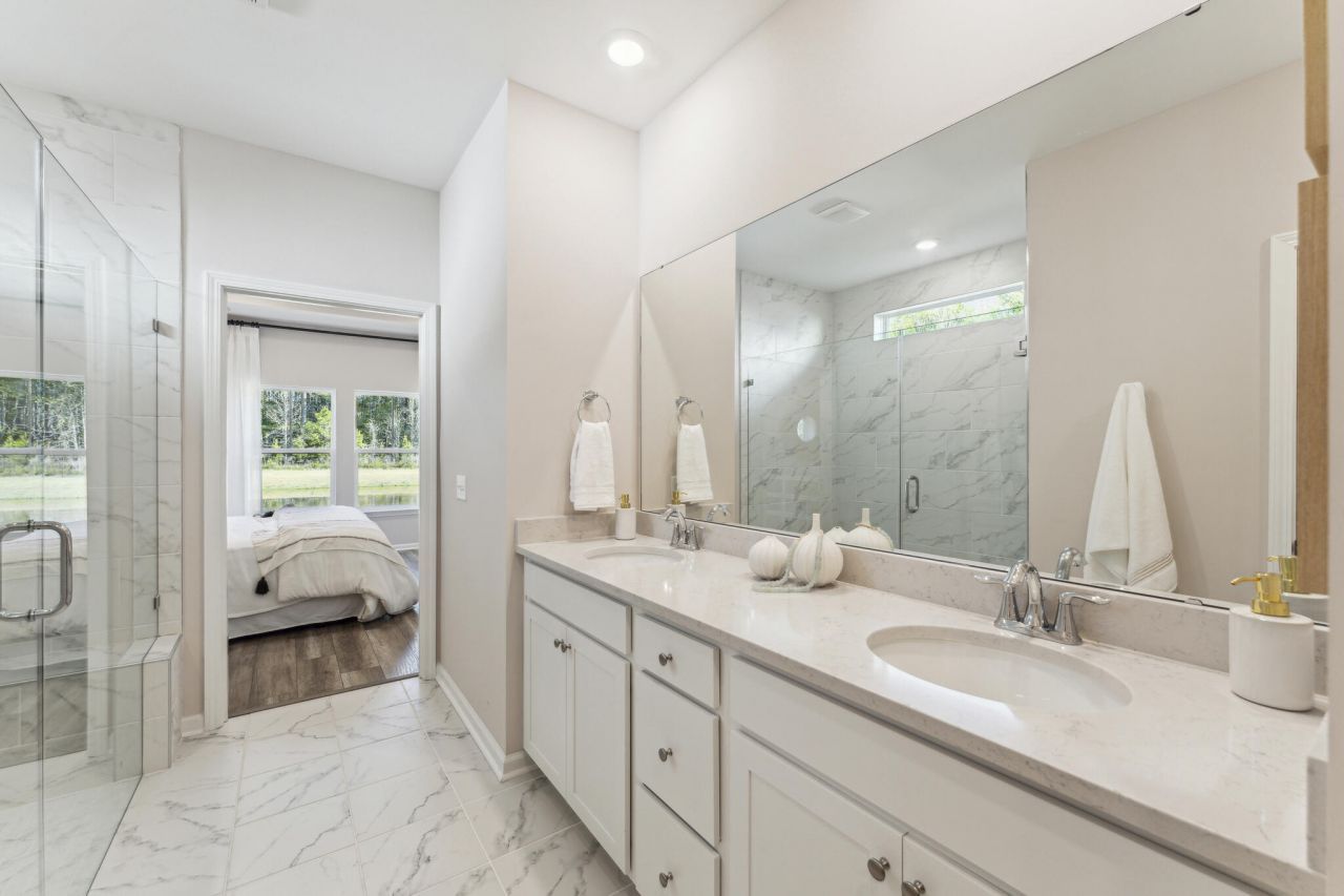 1676 Locals Street Photo 4