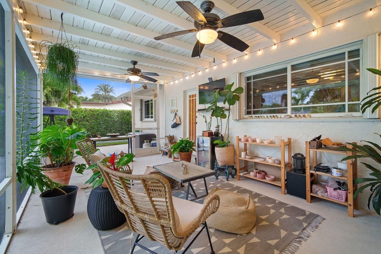 10611 NW 18th Place, Pembroke Pines, FL 33026 Photo