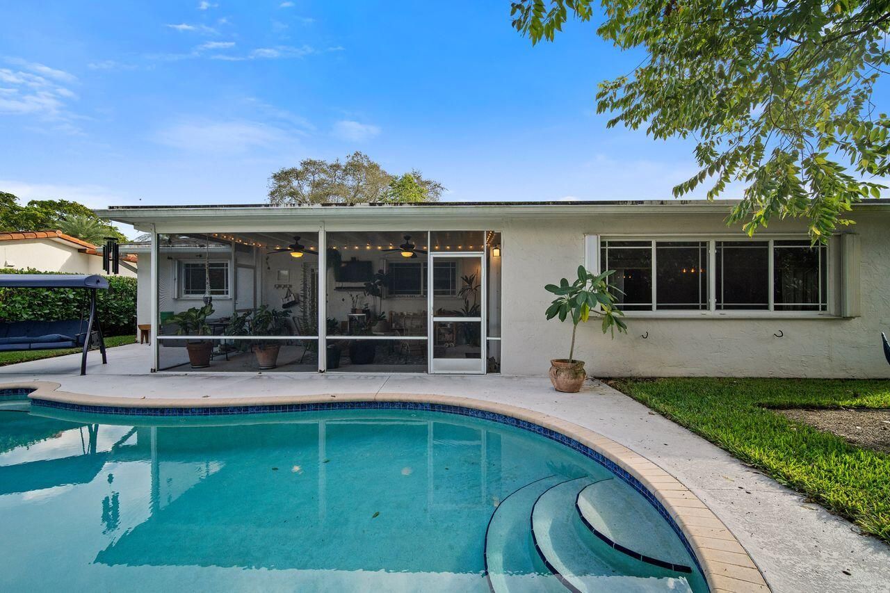 10611 NW 18th Place, Pembroke Pines, FL 33026 Photo