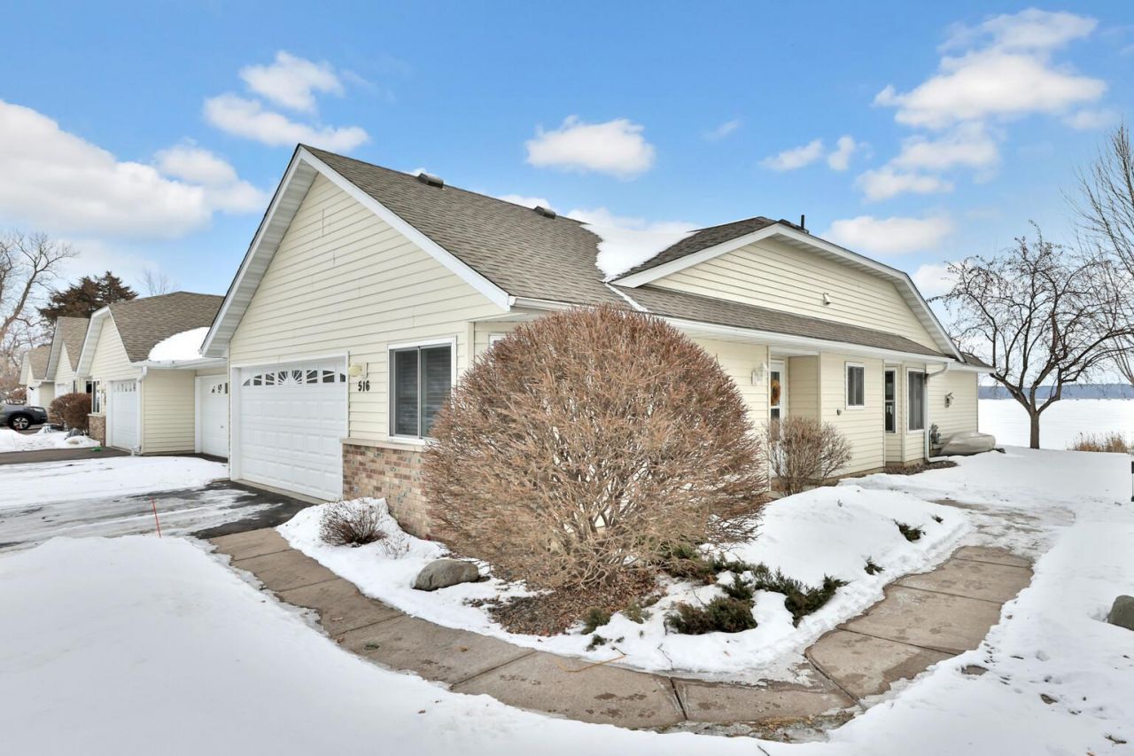 516 Dew Drop Lane, Center City, MN 55012 Main Photo