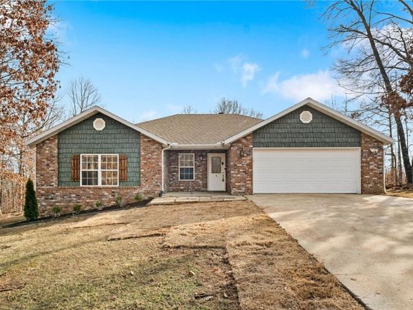 4 Rushden Lane, Bella Vista, AR 72714