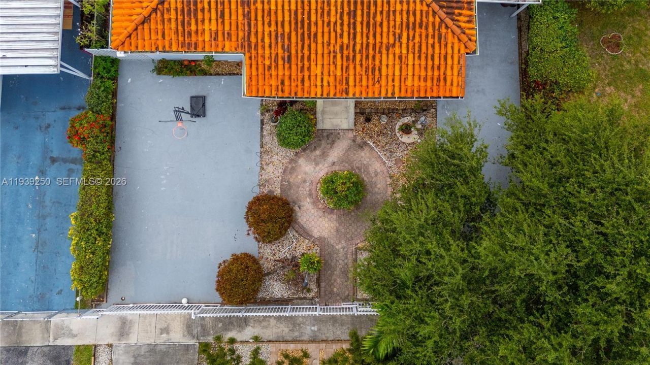 116 E 59 , Hialeah, FL 33013 Photo