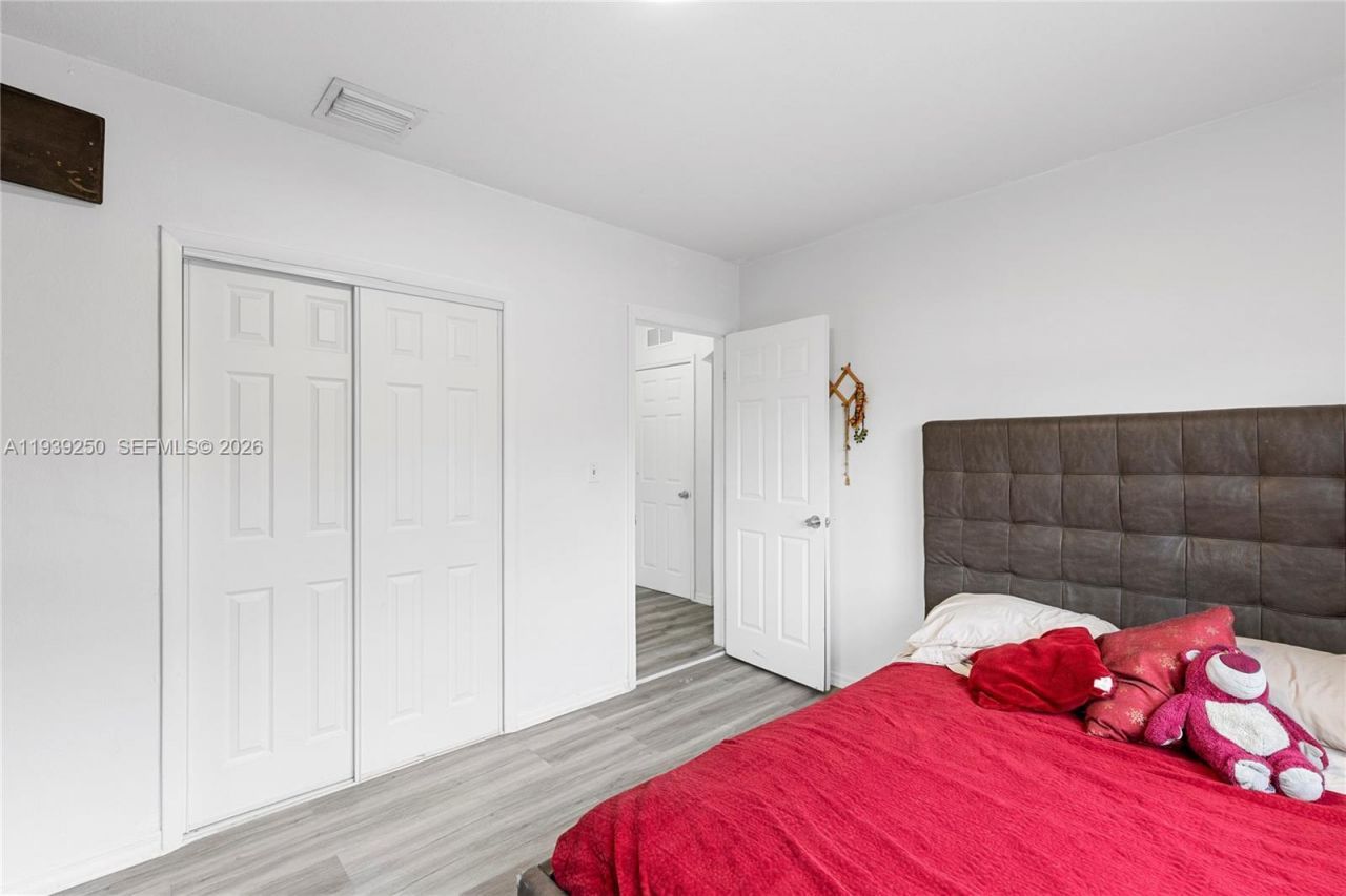 116 E 59 , Hialeah, FL 33013 Photo