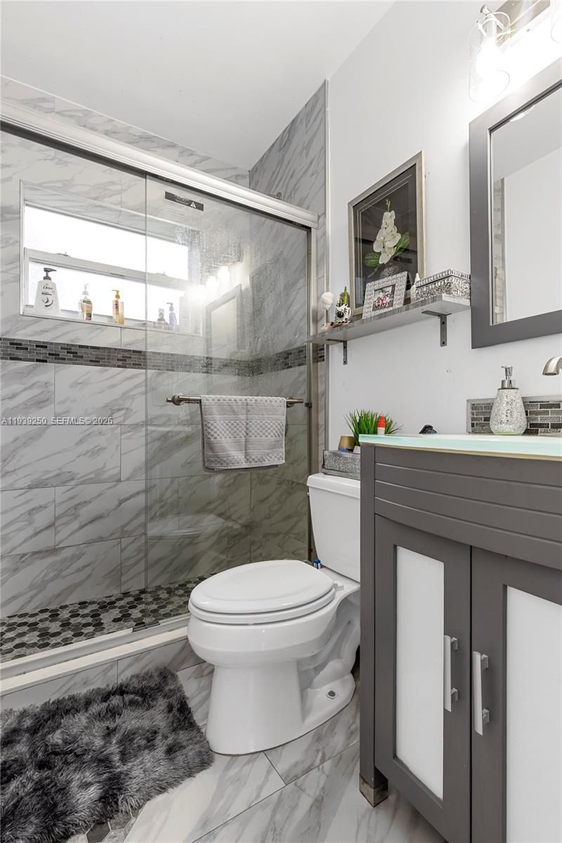 116 E 59 , Hialeah, FL 33013 Photo