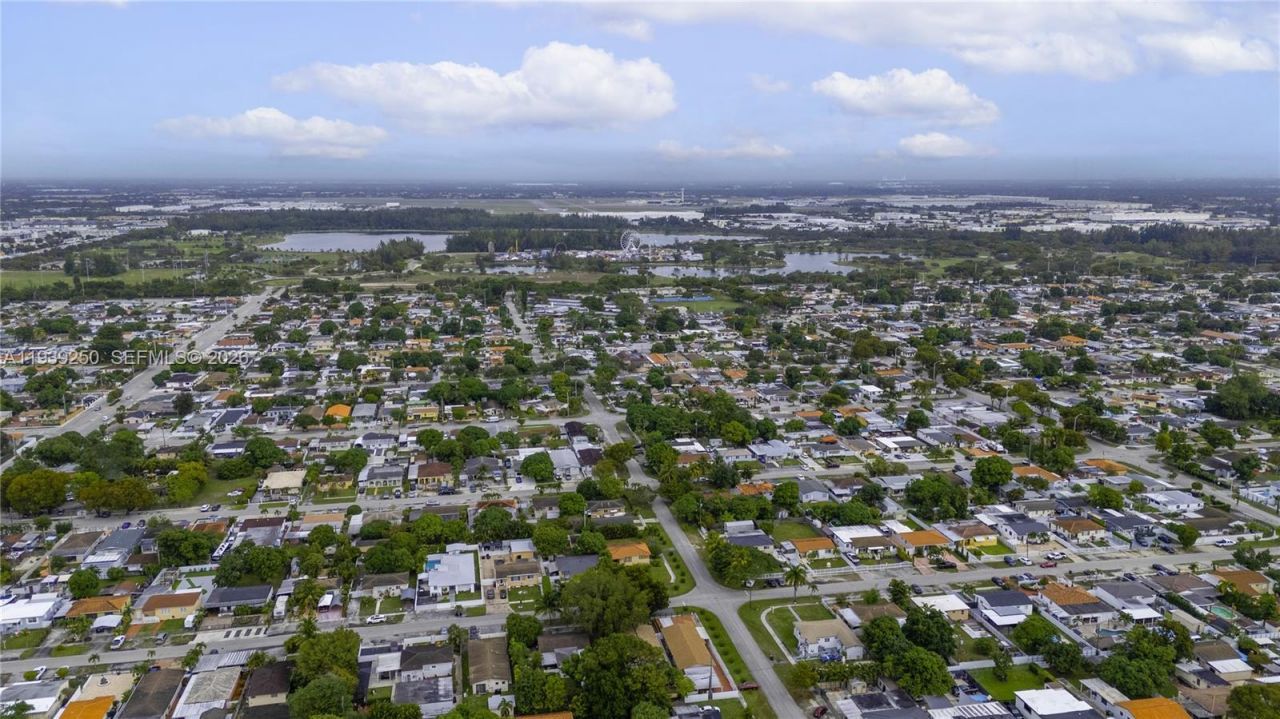 116 E 59 , Hialeah, FL 33013 Photo