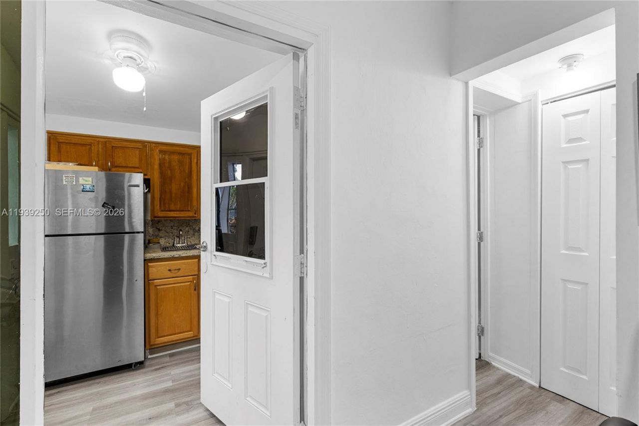 116 E 59 , Hialeah, FL 33013 Photo