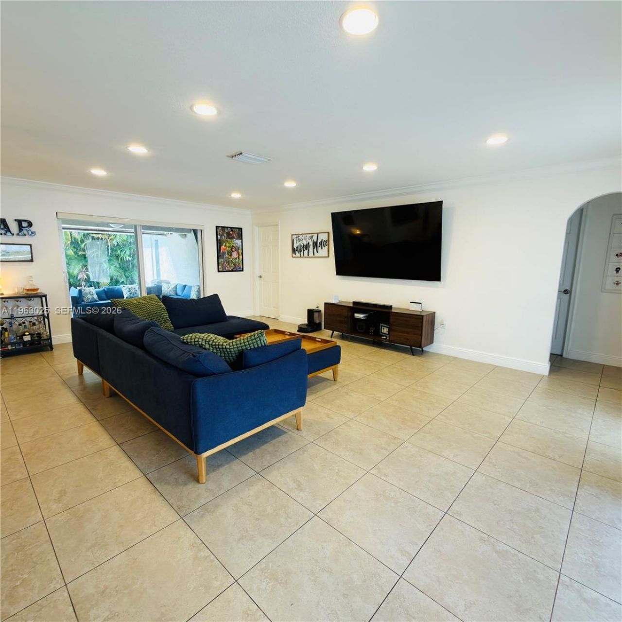 820 NW 91st Ave, Pembroke Pines, FL 33024 Photo