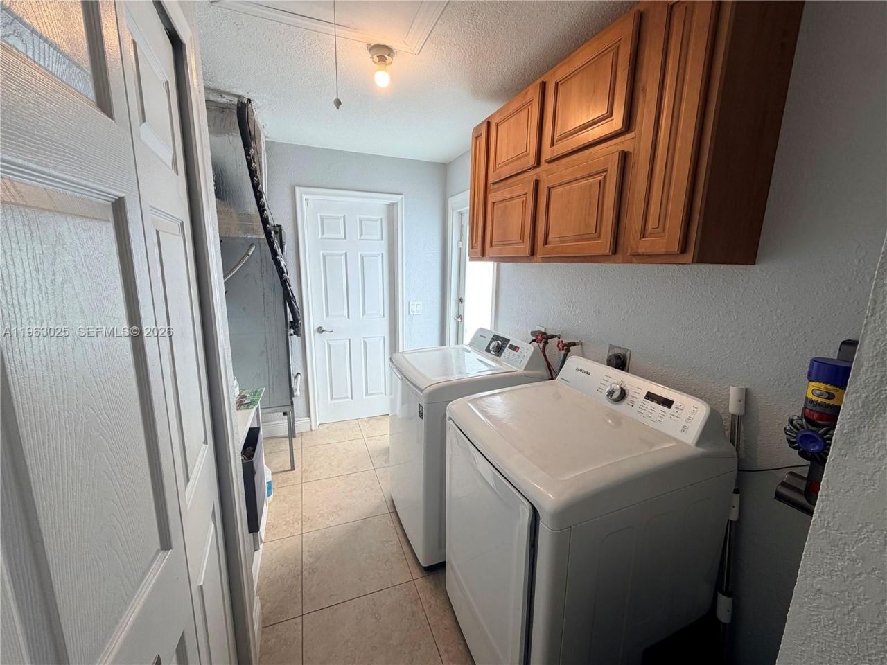 820 NW 91st Ave, Pembroke Pines, FL 33024 Photo
