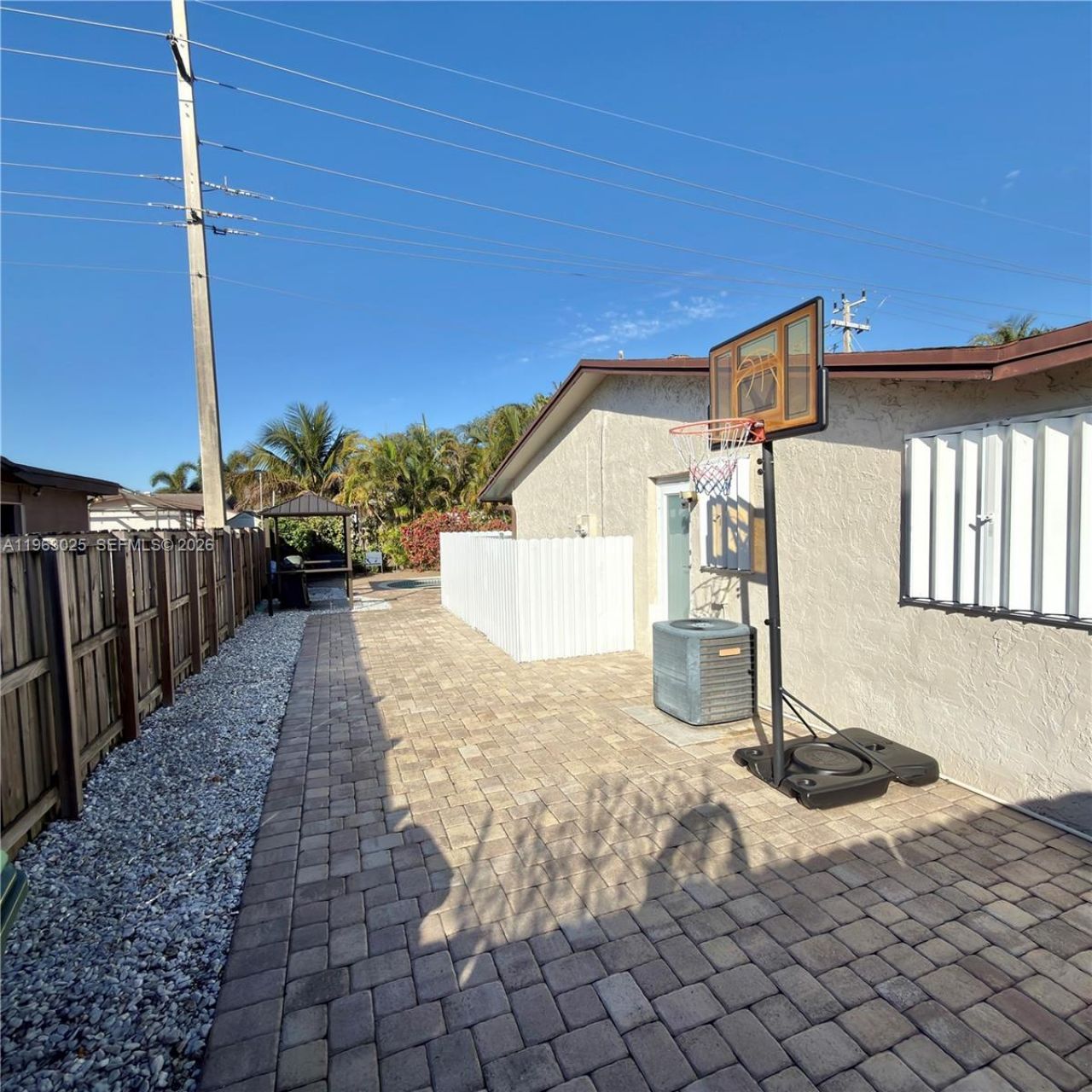 820 NW 91st Ave, Pembroke Pines, FL 33024 Photo