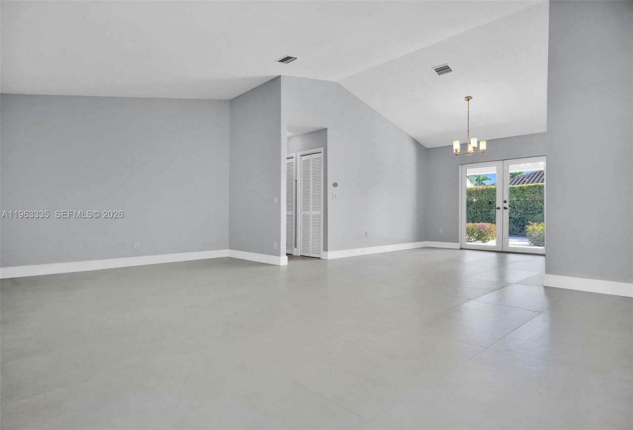 11472 SW 28th Ter, Miami, FL 33165 Photo