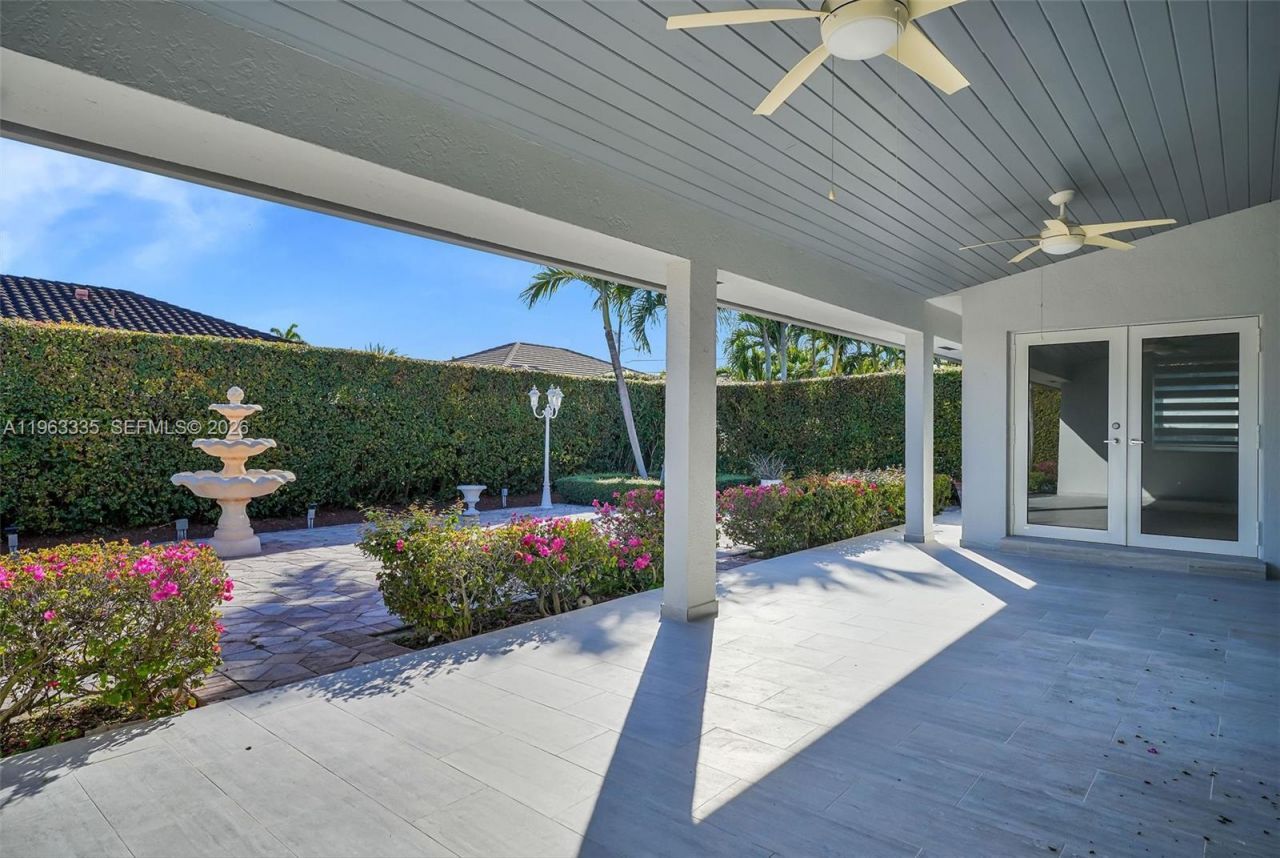 11472 SW 28th Ter, Miami, FL 33165 Photo