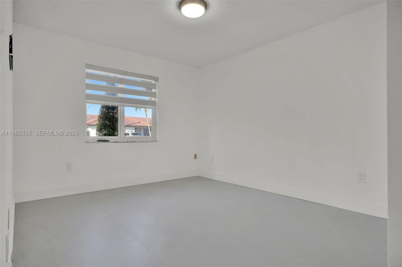 11472 SW 28th Ter, Miami, FL 33165 Photo