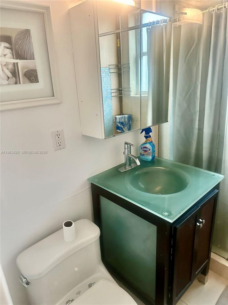 1340 Drexel Ave, Unit 303, Miami Beach, FL 33139 Photo