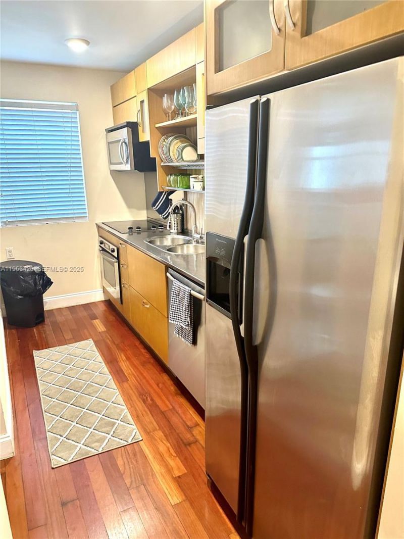 1340 Drexel Ave, Unit 303, Miami Beach, FL 33139 Photo