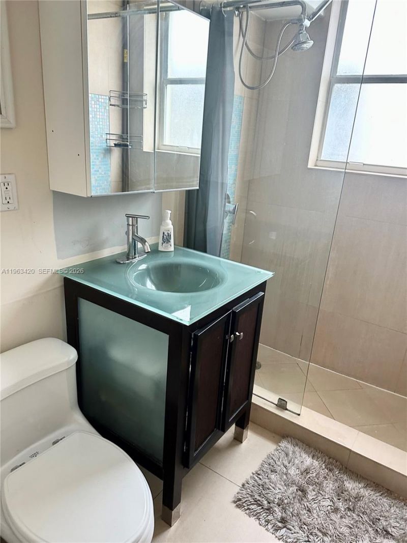 1340 Drexel Ave, Unit 303, Miami Beach, FL 33139 Photo